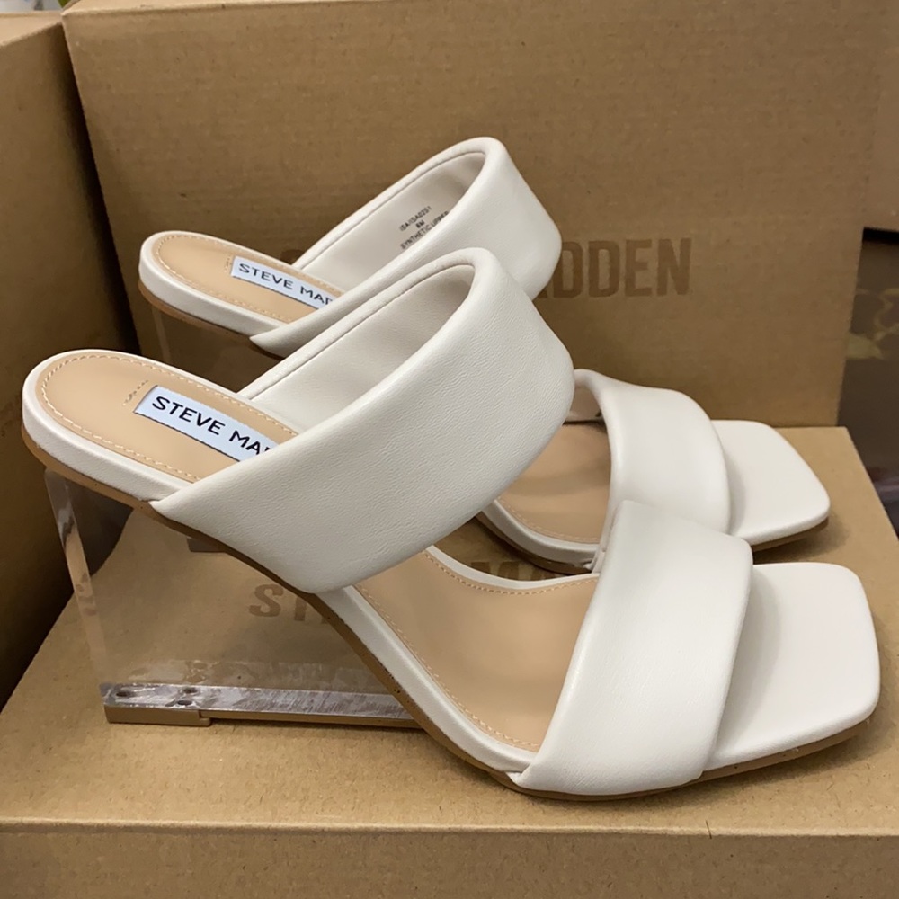 Steve Madden Isa White Sandal NWB - Picture 6 of 8